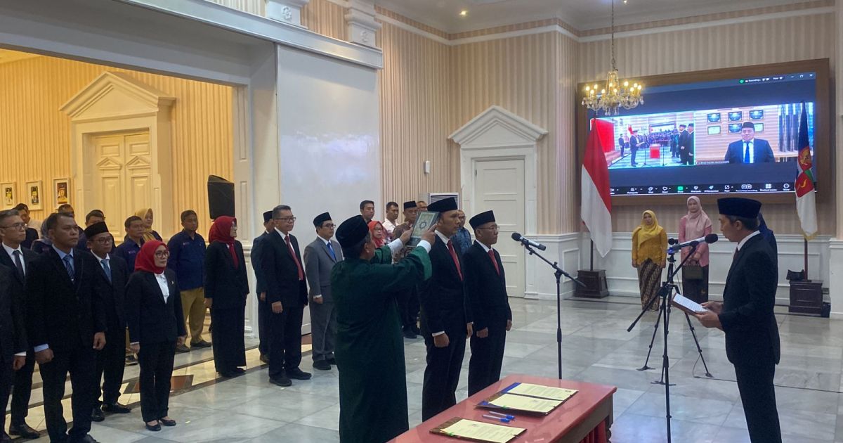 Walikota Bogor Dedie A. Rachim Secara Resmi Lantik Dua Direksi Perumda Tirta Pakuan