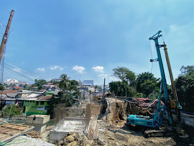 Pembangunan Jembatan Otista Deviasi Positif 0,25 Persen