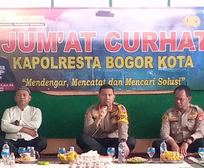 Kapolresta Bogor Kota Tampung Keluhan Warga dan Berikan Solusi Terbaiknya dalam Jum'at Curhat