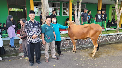 Rayakan Idul Adha, Mts Negeri 1 Kota Bogor Melaksanakan Pemotongan Hewan Kurban 