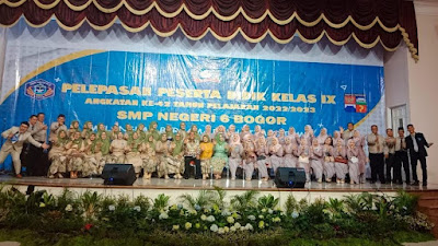 Seluruh Peserta Didik Kelas IX SMPN 6 Kota Bogor Dikembalikan Kepada Orang Tuanya Pada Acara Perpisahan 