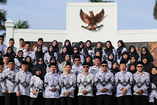 Denny Mulyadi Ajak Para Guru Kenang Jasa Para Pahlawan Bidang Pendidikan