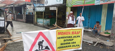 Warga  Apreasiasi Lurah dan Ketua LPM Kelurahan Pabuaran Mekar Atas Terealisasi Betonisasi Jalan Bedahan
