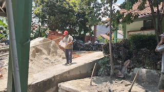 Pemkab Bogor Bangun Ruang Kelas Baru di SMPN 1 Tenjolaya