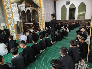 Tanamkan Kecintaan Beribadah Sejak Dini di SD Negeri Gunung Picung 03