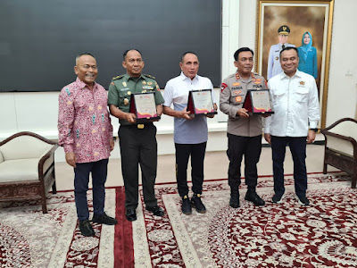 Sukses Pelaksanaan HPN 2023, Ketum PWI Pusat Berikan Penghargaan untuk Gubsu, Kapoldasu dan Pangdam 1/BB