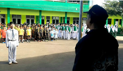 Babinsa Hadiri Upacara Pembukaan Poris Di SMK YAPURA