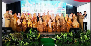 Drs. Dede Agus Suherman M.M Kepala Sekolah SMA Negeri 5 Kota Bogor Mengucapkan Selamat Idul Fitri 1446 H / 2025 M