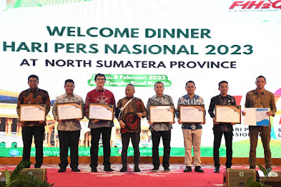 Pangdam I/BB Terima Penghargaan Tokoh Peduli PWI