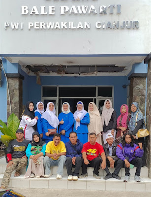 IKWI dan PWI Peduli Pusat Bantu Keluarga Besar PWI Terdampak Gempa Cianjur