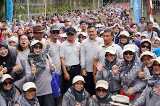 Pj Sekda Lepas Peserta Gerak Jalan Sehat Guru Kota Bogor