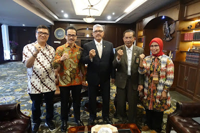 Hakim Kopi Sianida dan Kasus Timor Leste Binsar Gultom Dipromosi