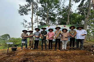 Berdayakan Lahan Tidak Produktif, Kapolresta Bogor Kota Bersama Forkopimda Kota Bogor Launching Tanam Bibit Jagung