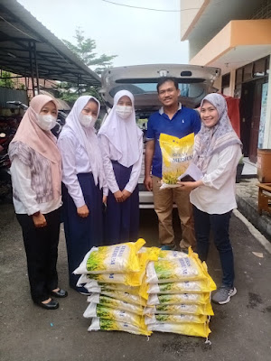 Siswa-siswi SMP Negeri 14 Kota Bogor Peduli Terhadap Korban Bencana Alam