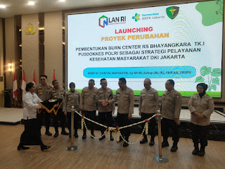 AKBP. dr. Huntal Napoleon, Sp BP-RE, Subsp LBL (K), FIHFAA, FRSPH Launching Burn Center RS Bhayangkara TK.I Pusdokkes Polri