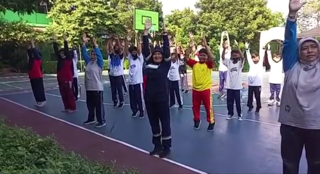 Sosialisasi Senam Bogor Berlari di SMP Negeri 14 Kota Bogor