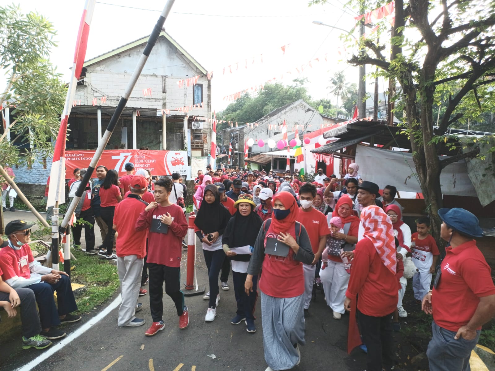 Puncak Semarak HUT RI ke- 77 Wilayah RT 005 RW 015 Komplek Kenanga Permai