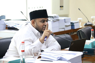 Terima Aduan Plafon Masjid Agung Ambruk  Komisi III Rencanakan Panggil Dinas PUPR