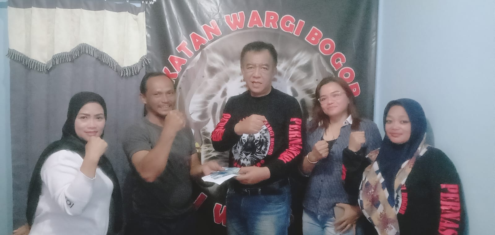 Organisasi Masa Persatuan Nasional Wargi Bogor Kembali Berikan Bantuan Modal Usaha