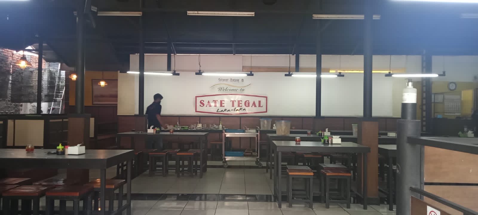 Sate Tegal Laka-laka, 