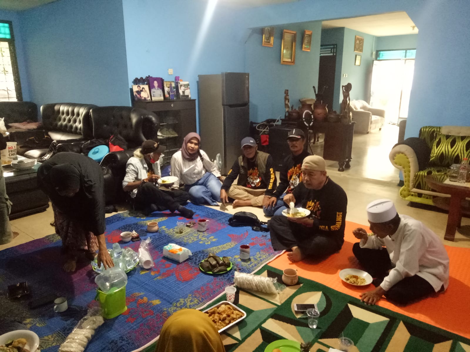 Jalin Silaturahmi Forkind Kokolot Bogor Ajak Makan Siang Bersama Keluarga Besarnya