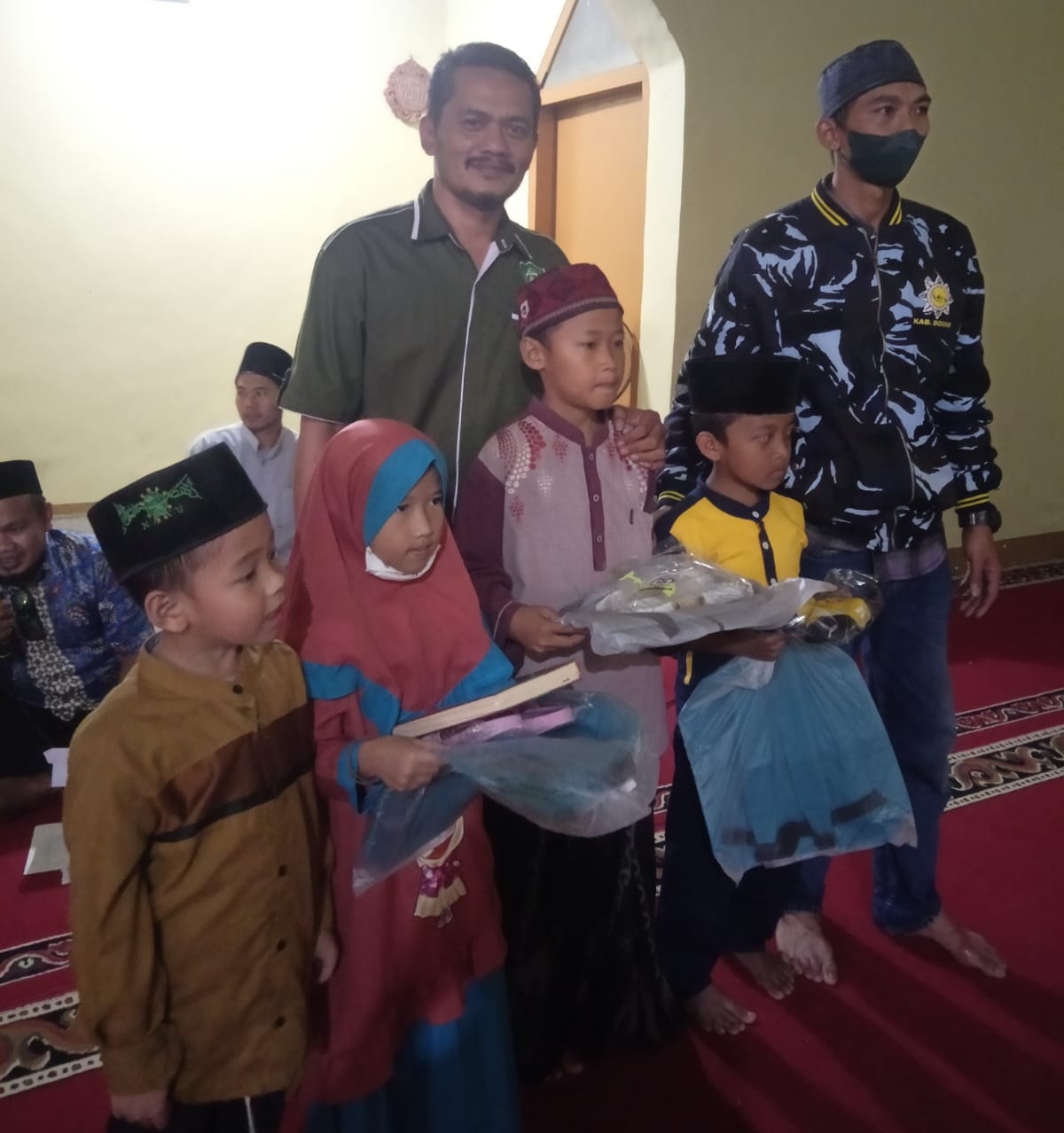 Pundi Amal Sukaharja Berbagi di Bulan Suci Ramadhan