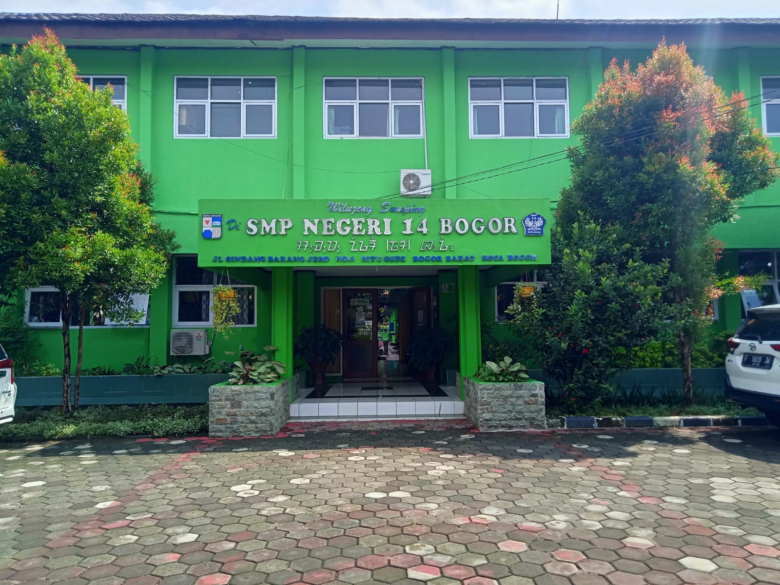 Tumbuhkan Karakter dan Mental Siswa Lewat Shalat Dhuha Bersama