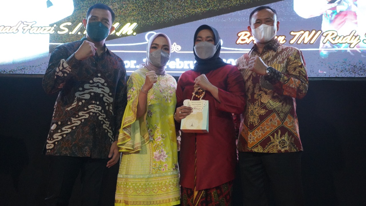 Pisah Sambut Komandan Korem 061/Suryakencana Berlansung di Indoor Makorem