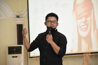 IYUS BELOVO GULTOM KEBERANIAN MELAHIRKAN HARAPAN