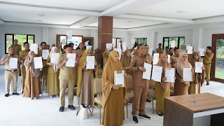 Pemda Se-Sulbar  Tanda Tangan Ikrar Netralitas ASN menghadapi Pemilu 2024