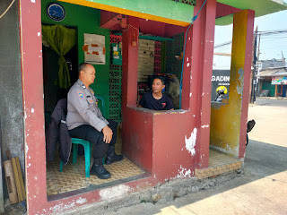 Jelang Pemilu 2024 Bhabinkamtibmas Polsek Cibinong Polres Bogor Laksanakan  Kegiatan Sambang Security Sekaligus Patroli  Rutin