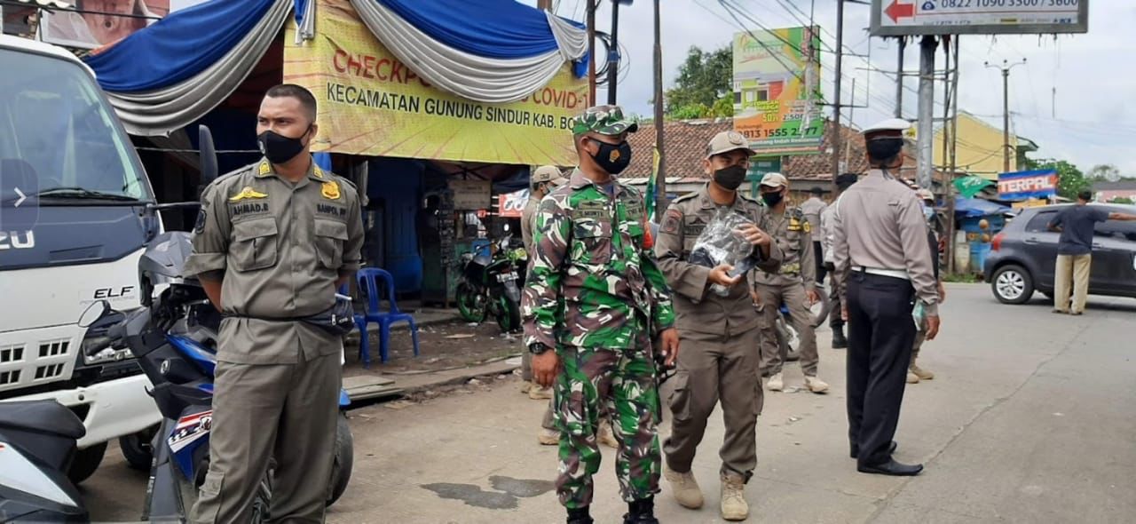 Polsek Gunungsindur Laksanakan Ops Yustisi Gabungan Dalam Rangka PPKM Level 2