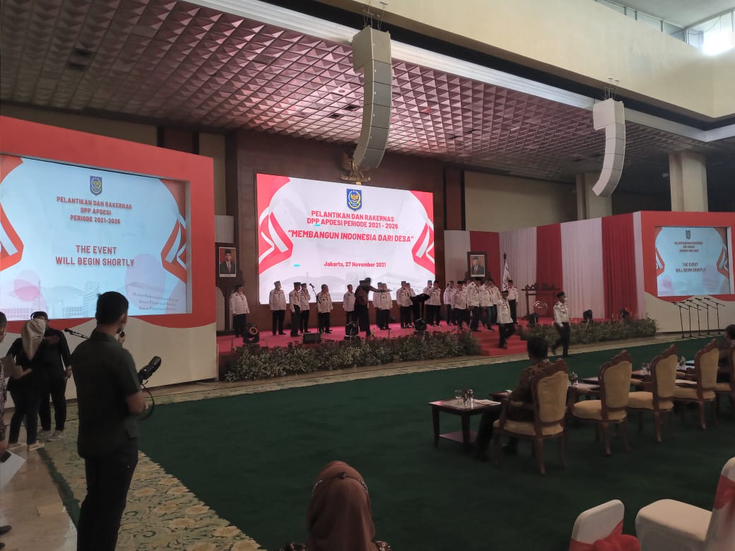 Pelantikan sekaligus Pengukuhan DPP APDESI Periode 2021-2026