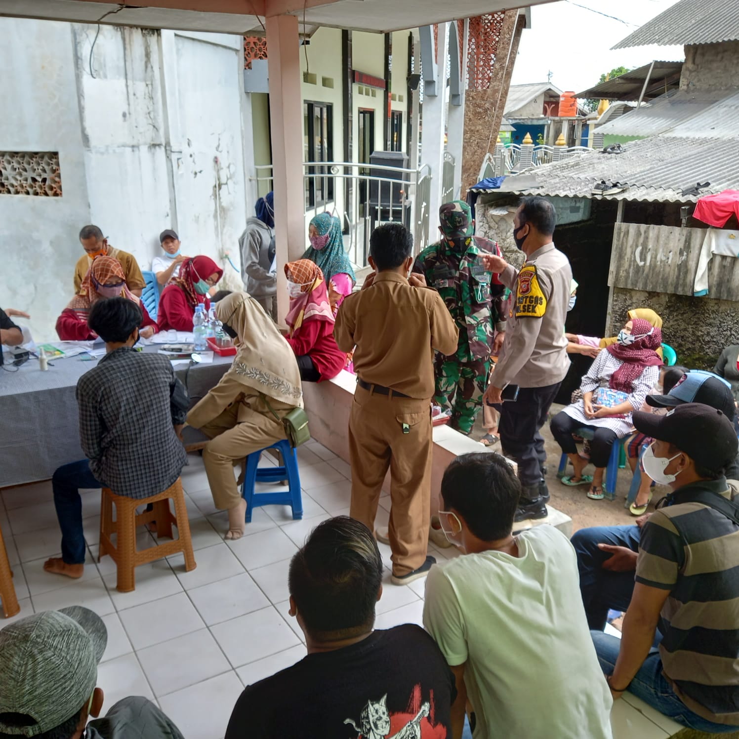 Gerai Vaksin Presisi Bhakti Kesehatan Bhayangkara Untuk Negeri