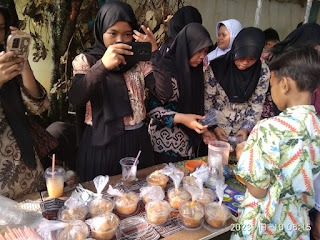 Market Day SMPN  1 Leuwiliang Salah Satu Program Kurikulum Merdeka 