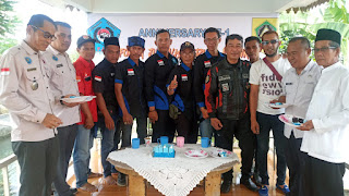 Berbagi Kebahagiaan Di Milad Pertama, DPC Forum Jurnalis Peduli Publik Bogor Raya Bagikan Sembako