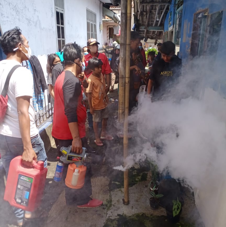 Cegah DBD, Repdem Bogor Barat Giat Fogging