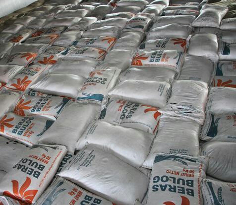 Kelurahan Cimahpar Salurkan Bantuan 3.000 Paket Beras