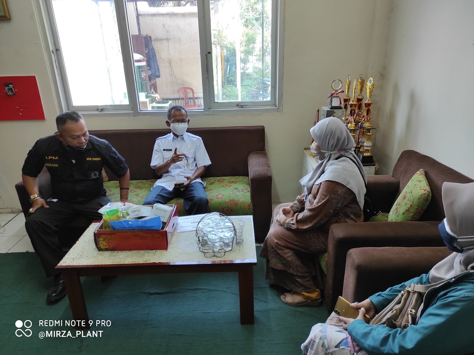 Pemerintah Kelurahan Pasir Kuda Terima Bantuan dari PPBBI