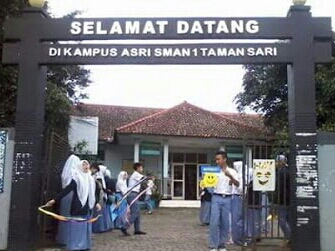SMAN 1 Tamansari Sosialisasikan PPDB Online Tahun Ajaran 2021-2022
