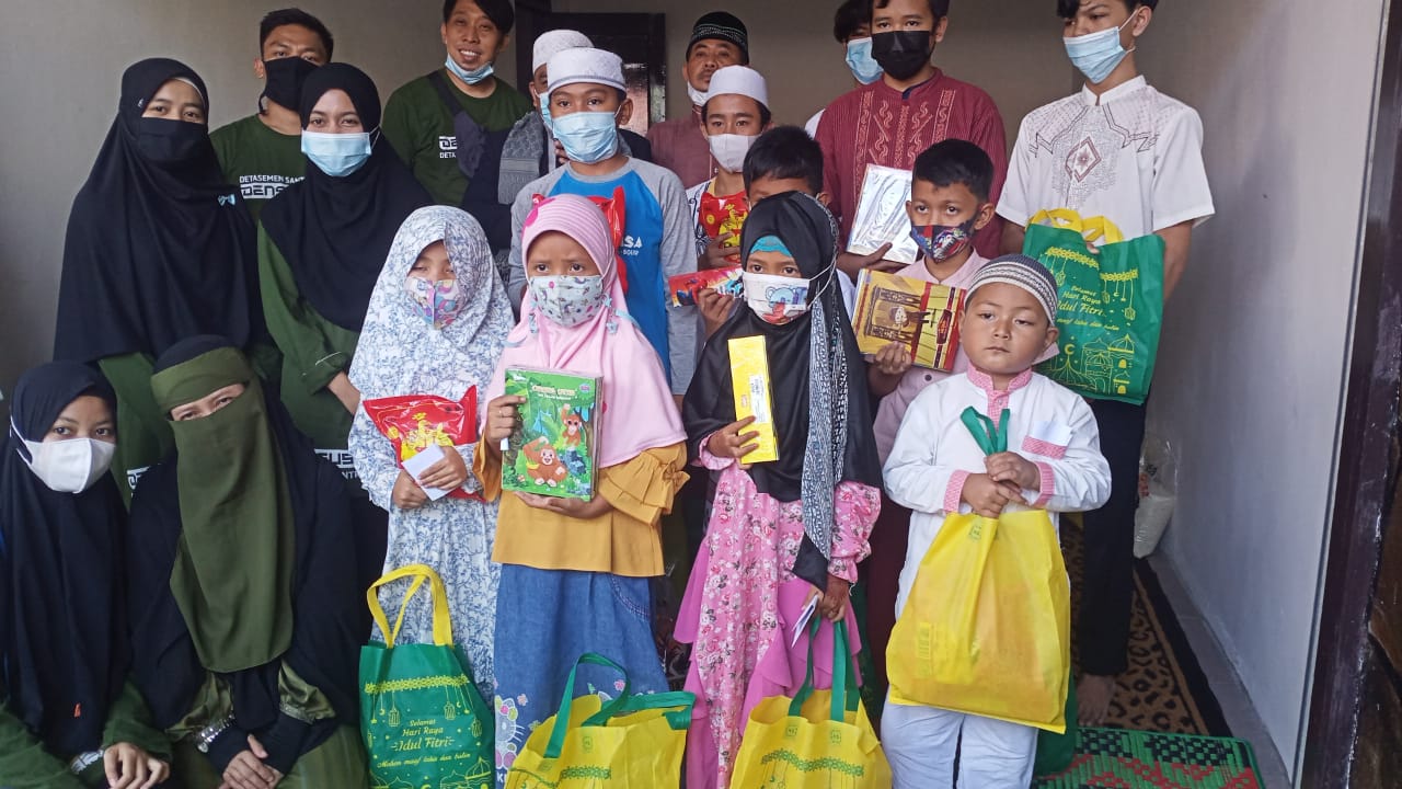 Yayasan Cinta Santri Indonesia Santuni Anak Yatim Dan Dhuafa