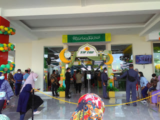 Supermarket Tip Top Bogor Resmi Dibuka