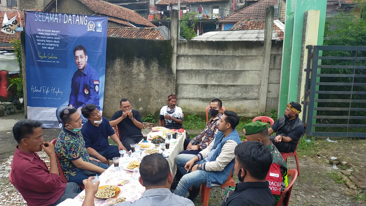 Babinsa Dampingi Anggota DPRD Kota Bogor Fraksi PAN di Kel. Cilendek Timur