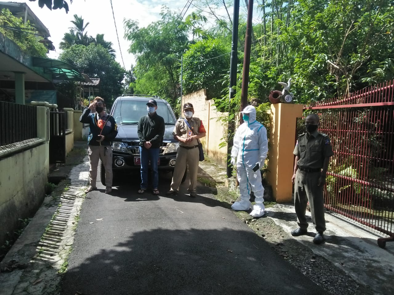 Seorang Laki-Laki (50 thn) Positif Covid-19, Petugas Dinkes Jemput Bola