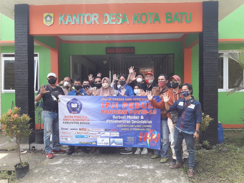 Dukung PPKM Skala Mikro, DPC IPJI Kab. Bogor Lakukan Penyemprotan Disinfektan