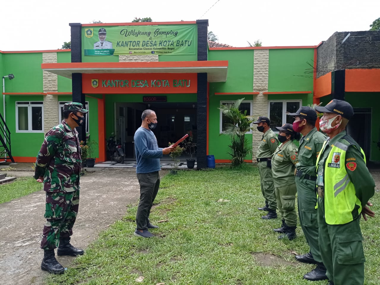 Pembinaan Untuk Peningkatan Kapasitas Anggota Linmas Desa Kota Batu