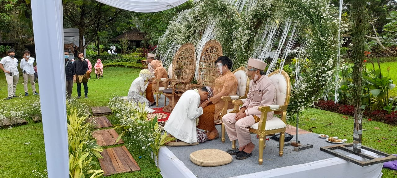 Gelar Resepsi Pernikahan Dimasa Pandemi, Utamakan Prokes