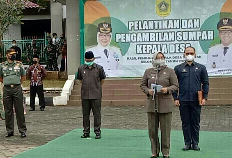 DISKOMINFO KAB. BOGOR: Hj. Ade Yasin Bupati Bogor Lantik 88 Kepala Desa Terpilih