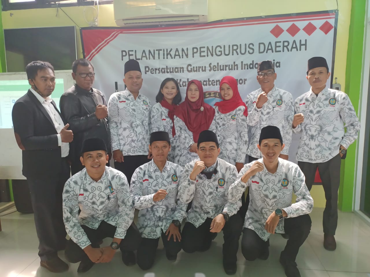 Pengurus Daerah Persatuan Guru Seluruh Indonesia Periode 2021-2026 Resmi di Lantik