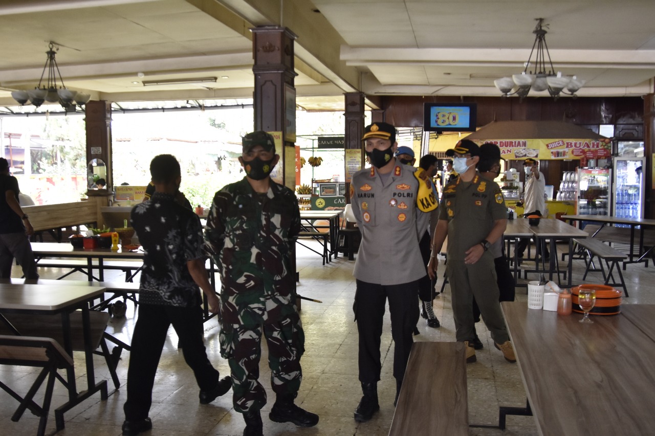 Kapolres Bogor bersama Dandim 0621 Kab. Bogor Kembali Lakukan Ops Yustisi di Kawasan Puncak